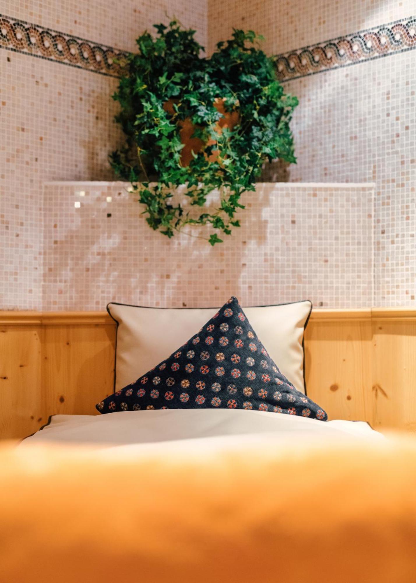 Huber Hotel Tramserhof ลันเด็ค ภายนอก รูปภาพ
