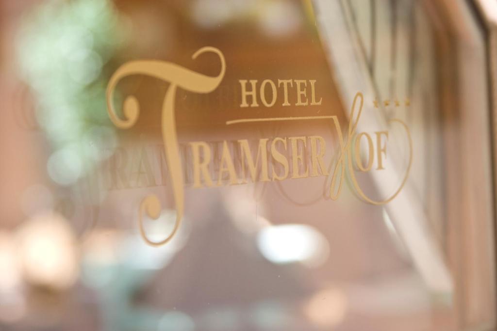 Huber Hotel Tramserhof ลันเด็ค ภายนอก รูปภาพ